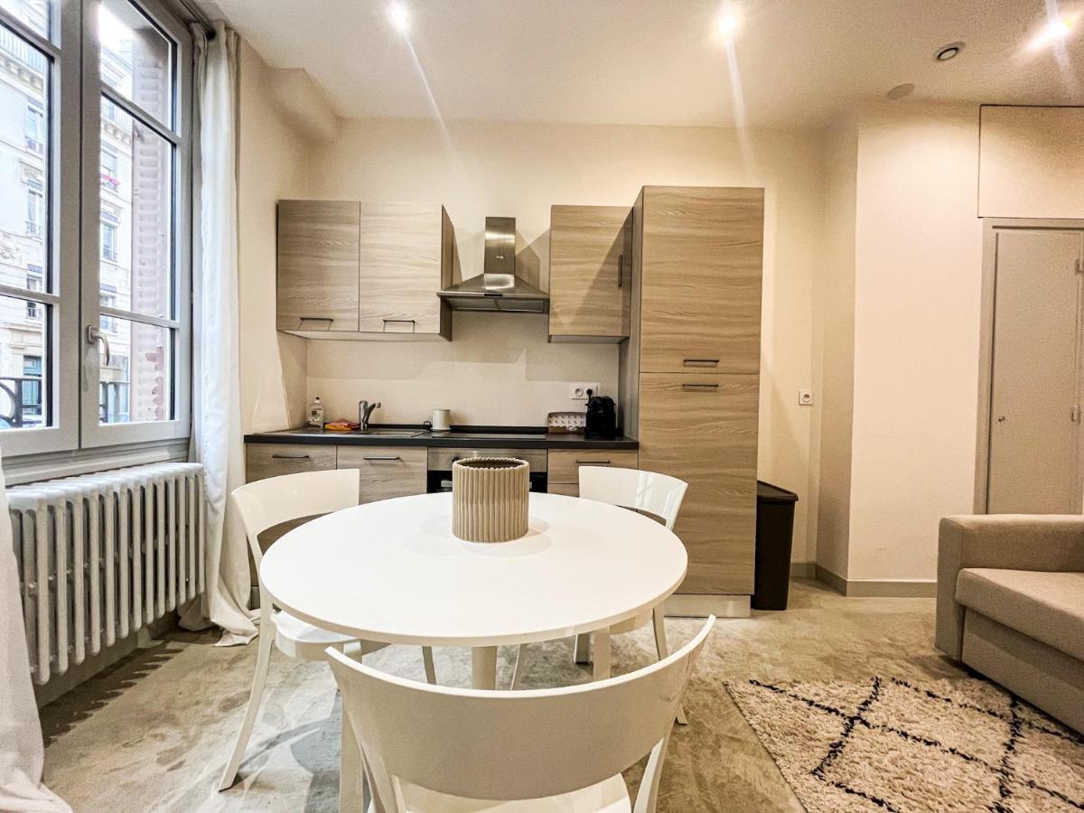 Suite Onyx Lyon Eksteriør billede